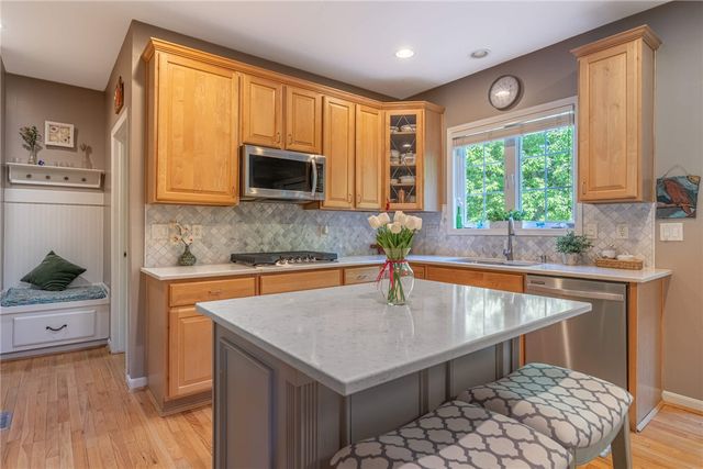 1717 Heritage Lake Drive, Centerville, OH 45458