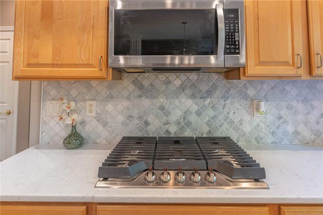 1717 Heritage Lake Drive, Centerville, OH 45458