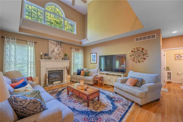1717 Heritage Lake Drive, Centerville, OH 45458