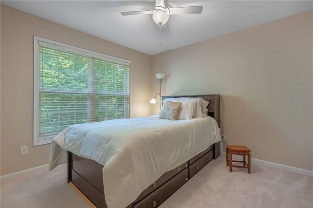 1717 Heritage Lake Drive, Centerville, OH 45458