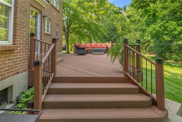 1717 Heritage Lake Drive, Centerville, OH 45458