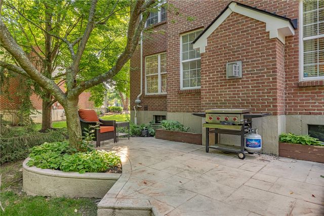 1717 Heritage Lake Drive, Centerville, OH 45458