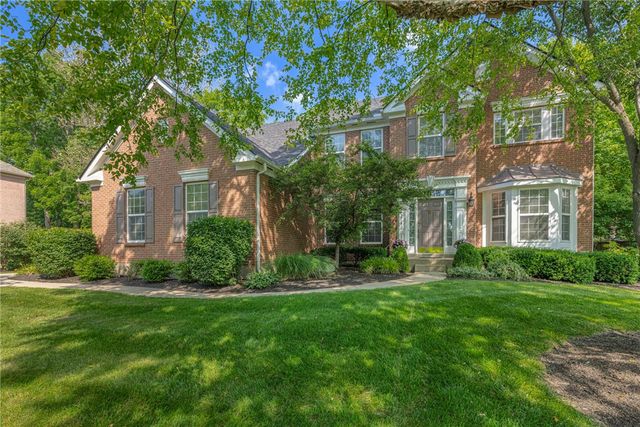 1717 Heritage Lake Drive, Centerville, OH 45458
