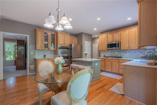 1717 Heritage Lake Drive, Centerville, OH 45458