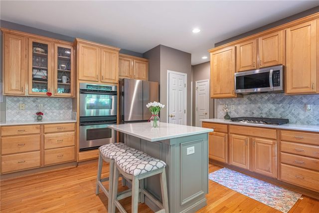 1717 Heritage Lake Drive, Centerville, OH 45458