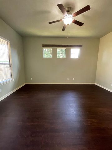 951 Oak Terrace Drive, Conroe, TX 77378