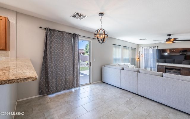 13696 E Shadow Pines Lane, Vail, AZ 85641