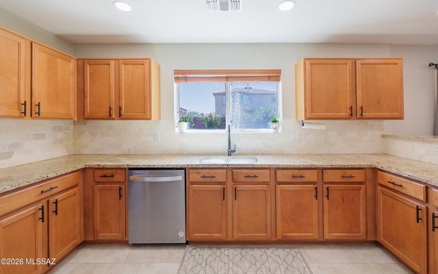 13696 E Shadow Pines Lane, Vail, AZ 85641