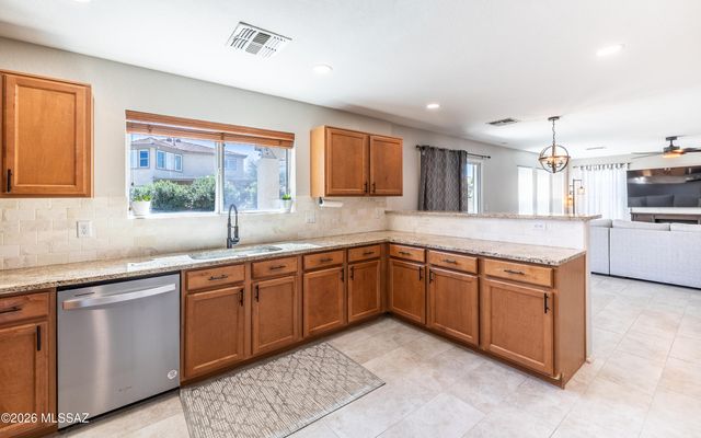 13696 E Shadow Pines Lane, Vail, AZ 85641