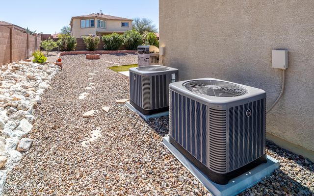 13696 E Shadow Pines Lane, Vail, AZ 85641