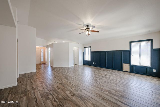 6209 W BLACKHAWK Drive, Glendale, AZ 85308