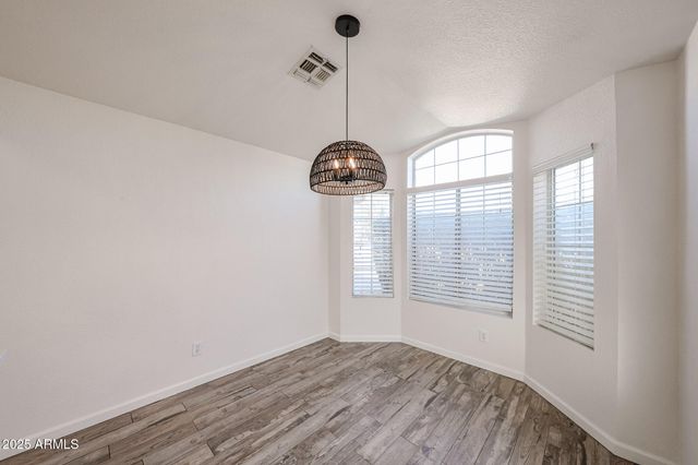 6209 W BLACKHAWK Drive, Glendale, AZ 85308