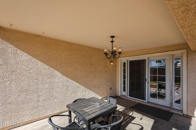 6209 W BLACKHAWK Drive, Glendale, AZ 85308