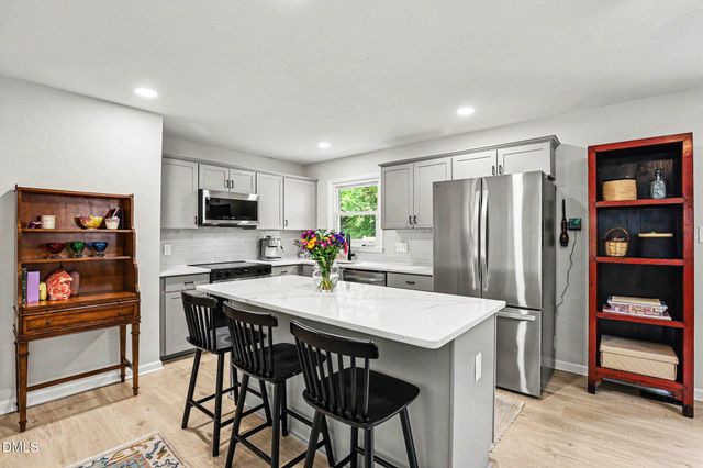 824 Carlisle Street, Raleigh, NC 27610