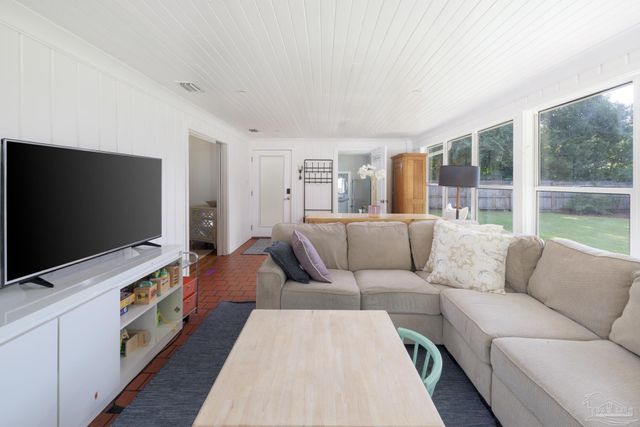 509 W Blount St, Pensacola, FL 32501