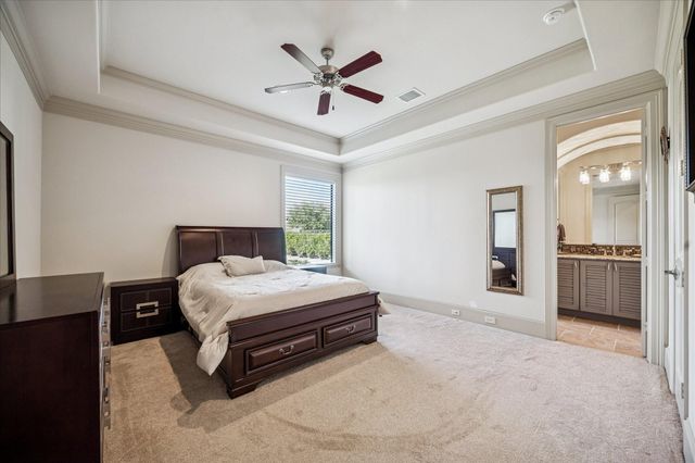 7 Haven Shore Lane, Sugar Land, TX 77479