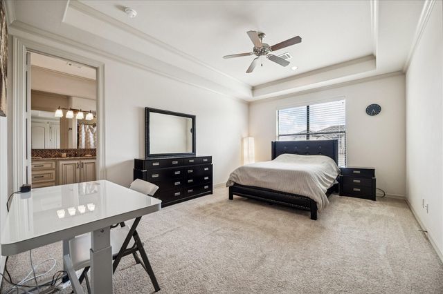 7 Haven Shore Lane, Sugar Land, TX 77479