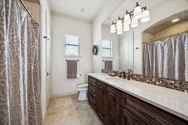 7 Haven Shore Lane, Sugar Land, TX 77479