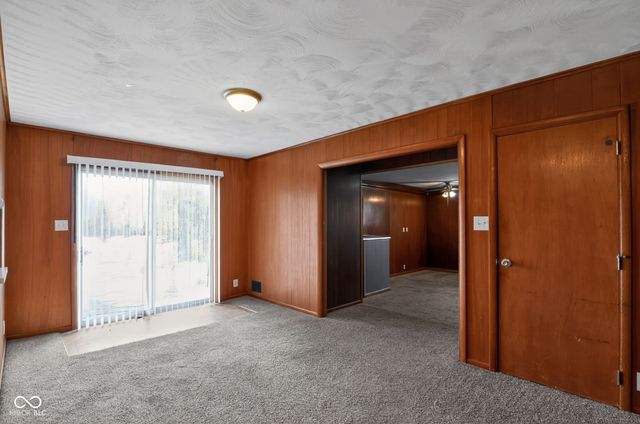 5941 Winston Drive, Indianapolis, IN 46226