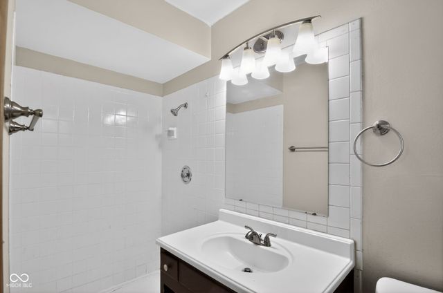 5941 Winston Drive, Indianapolis, IN 46226