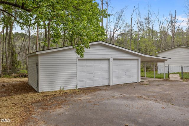 6568 Celestial Pine Drive, Hope Mills, NC 28348