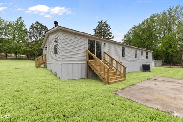 6568 Celestial Pine Drive, Hope Mills, NC 28348