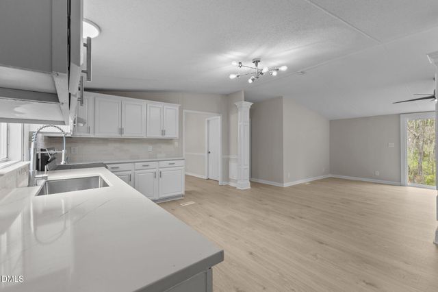 6568 Celestial Pine Drive, Hope Mills, NC 28348