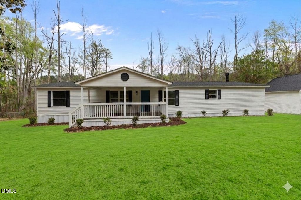 6568 Celestial Pine Drive, Hope Mills, NC 28348