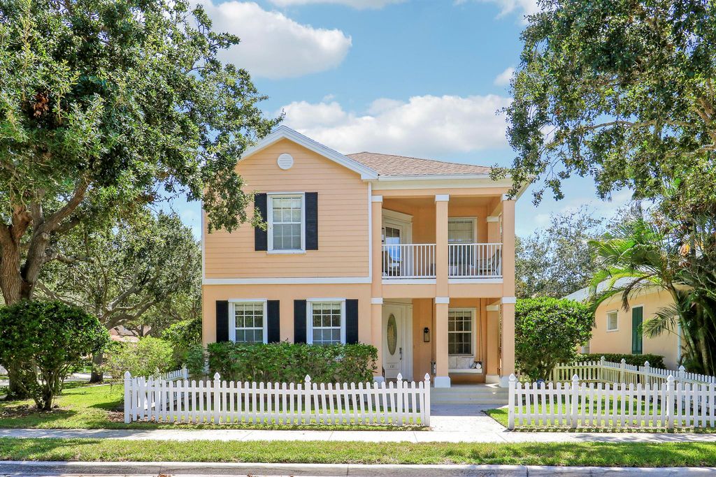 131 Rockingham Road, Jupiter, FL 33458