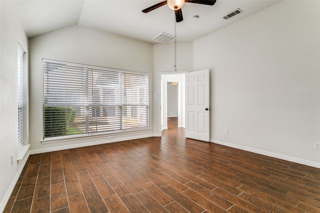 4015 Midrose Trail, Dallas, TX 75287