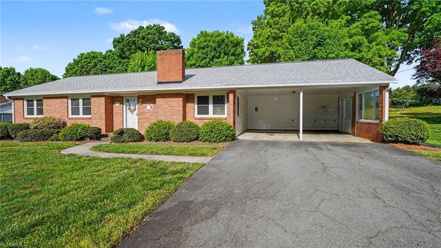 140 Sims Drive, Lewisville, NC 27023