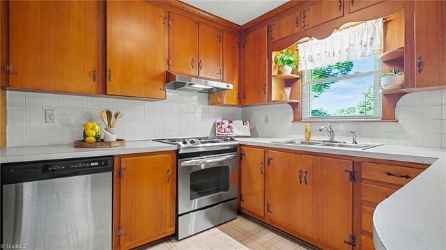 140 Sims Drive, Lewisville, NC 27023