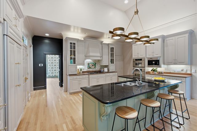 553 Grand Oaks Dr, Brentwood, TN 37027
