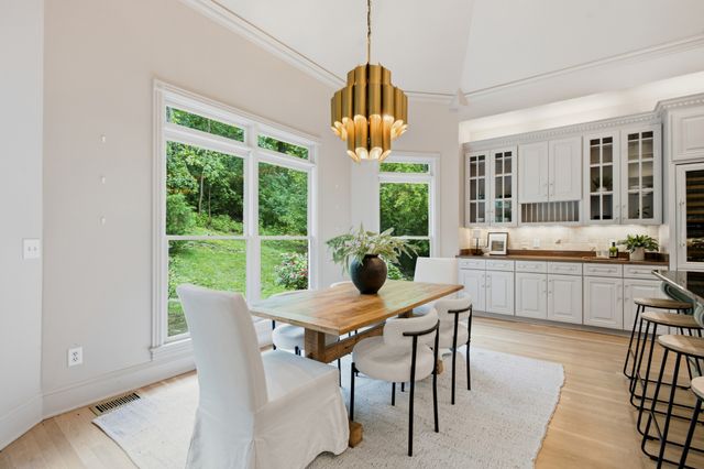 553 Grand Oaks Dr, Brentwood, TN 37027