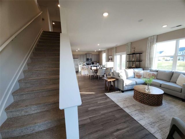 826 Trillium Drive, Locust Grove, GA 30248