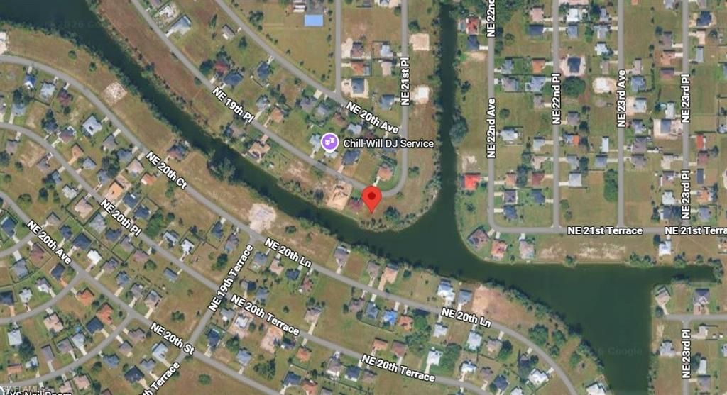 Image 2 of property listing at 2106 NE 19th PL, Cape Coral, FL 33909
