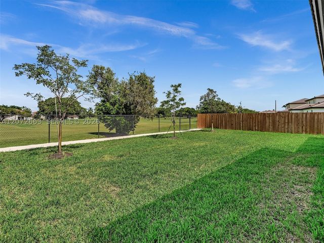 2832 SE 23rd Ave 0, Homestead, FL 33035