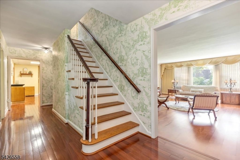 544 W 8Th St, Plainfield City, NJ 07060 — photo 3
