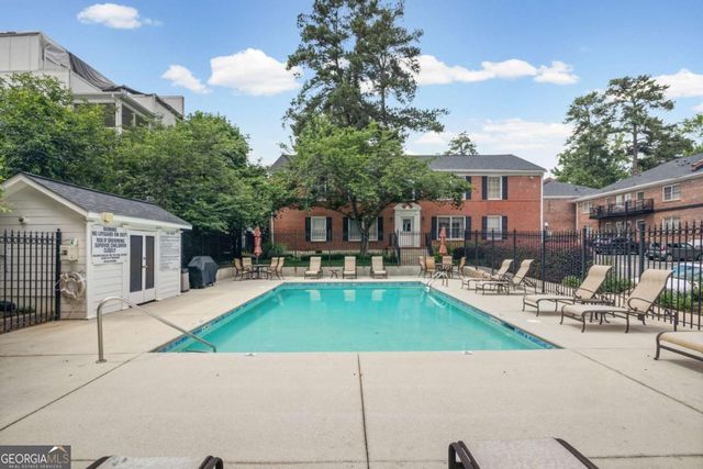 3675 Peachtree Road NE 45, Atlanta, GA 30319