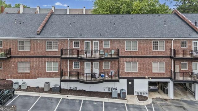 3675 Peachtree Road NE 45, Atlanta, GA 30319