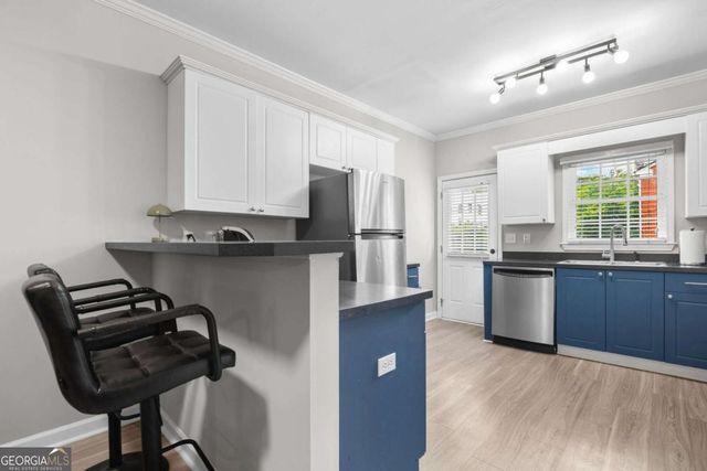 3675 Peachtree Road NE 45, Atlanta, GA 30319