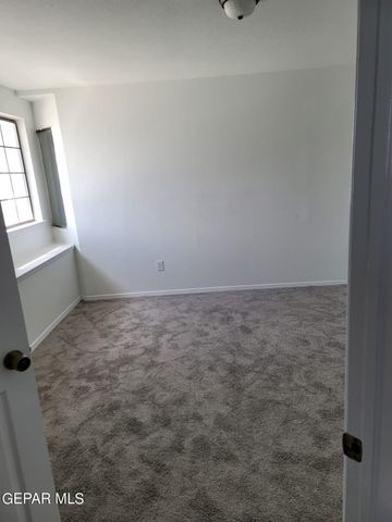 324 Valley Fair Way, El Paso, TX 79907