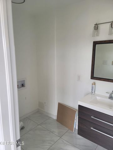 324 Valley Fair Way, El Paso, TX 79907