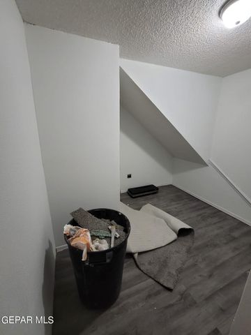 324 Valley Fair Way, El Paso, TX 79907