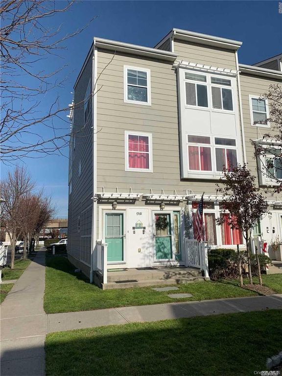 7518 Aquatic Drive B, Arverne, NY 11692