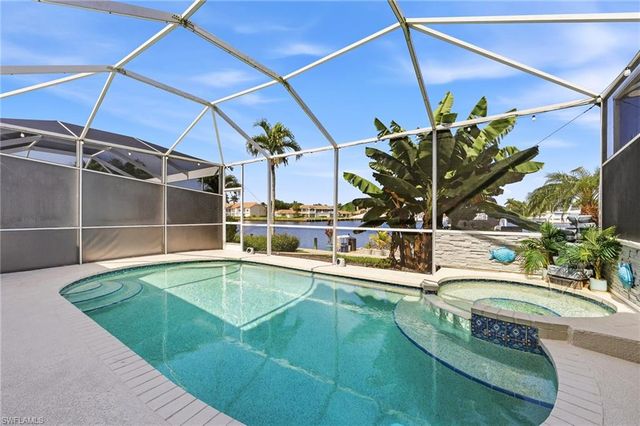 326 Stella Maris DR S, Naples, FL 34114