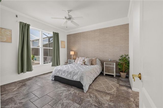 326 Stella Maris DR S, Naples, FL 34114