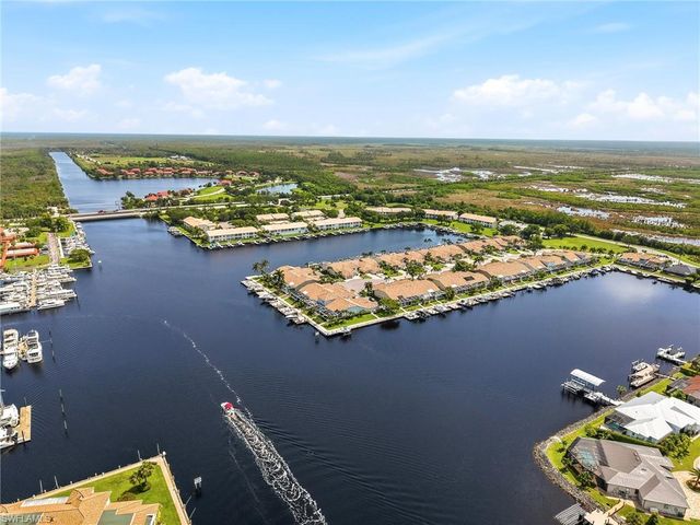 326 Stella Maris DR S, Naples, FL 34114