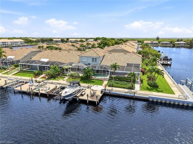 326 Stella Maris DR S, Naples, FL 34114