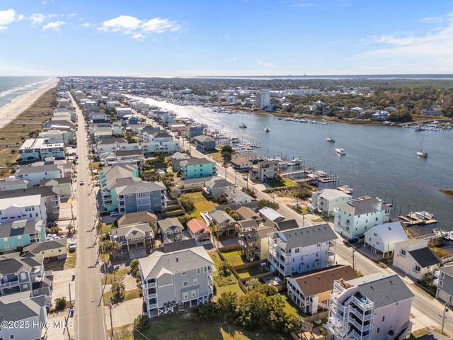 1102 Canal Drive A, Carolina Beach, NC 28428